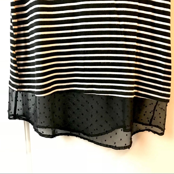 Bobeau Layered Look Stripe V-Neck Top - Picture 5 of 8